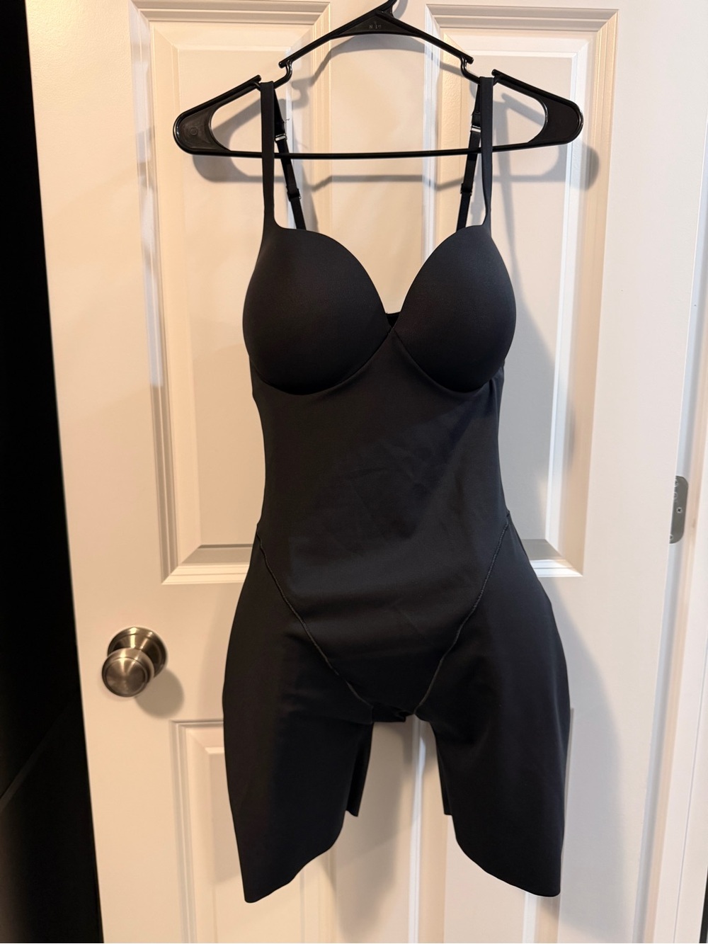 SKIMS Ultimate Body Butt and Hip Pad Mid Thigh Bodysuit - Onyx